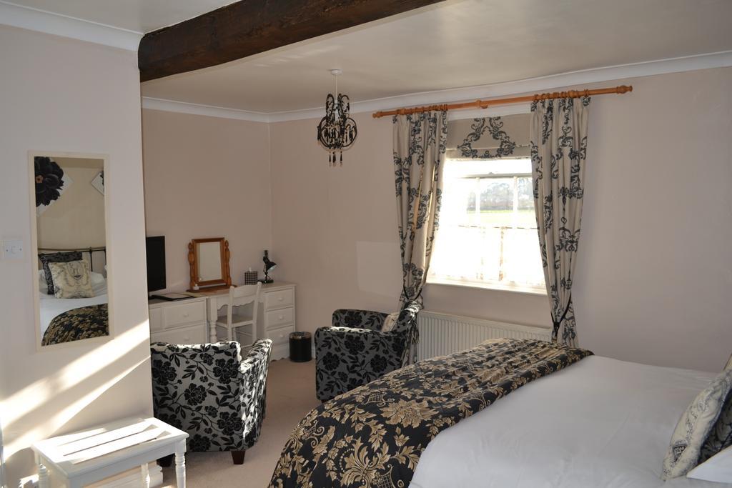 Ternhill Farm House - 5 Star Guest Accommodation With Optional Award Winning Breakfast Market Drayton Room photo